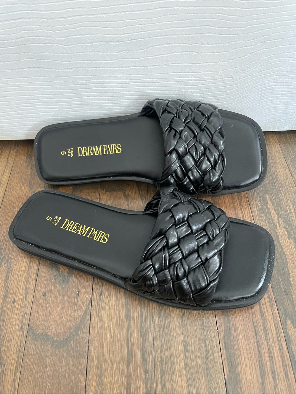 Braided Slide Sandals Black - women’s 5